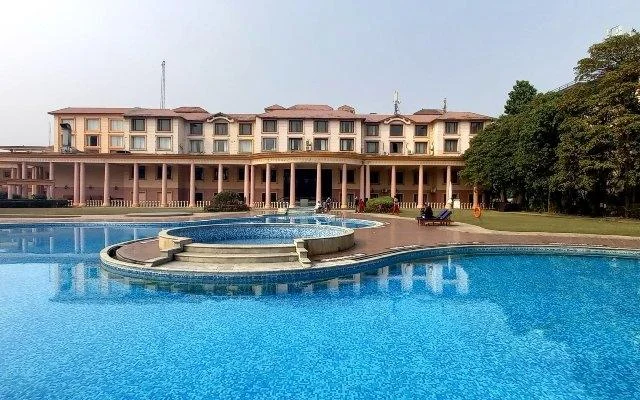 eastern metropolitan club kolkata